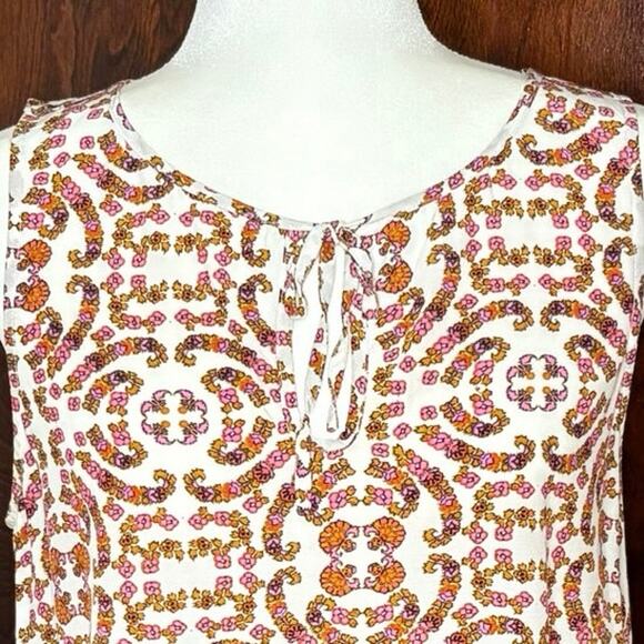 Cupcakes and Cashmere Peplum Tank Top Women's M | Pink Floral Peasant Style, EUC - Picture 4 of 11